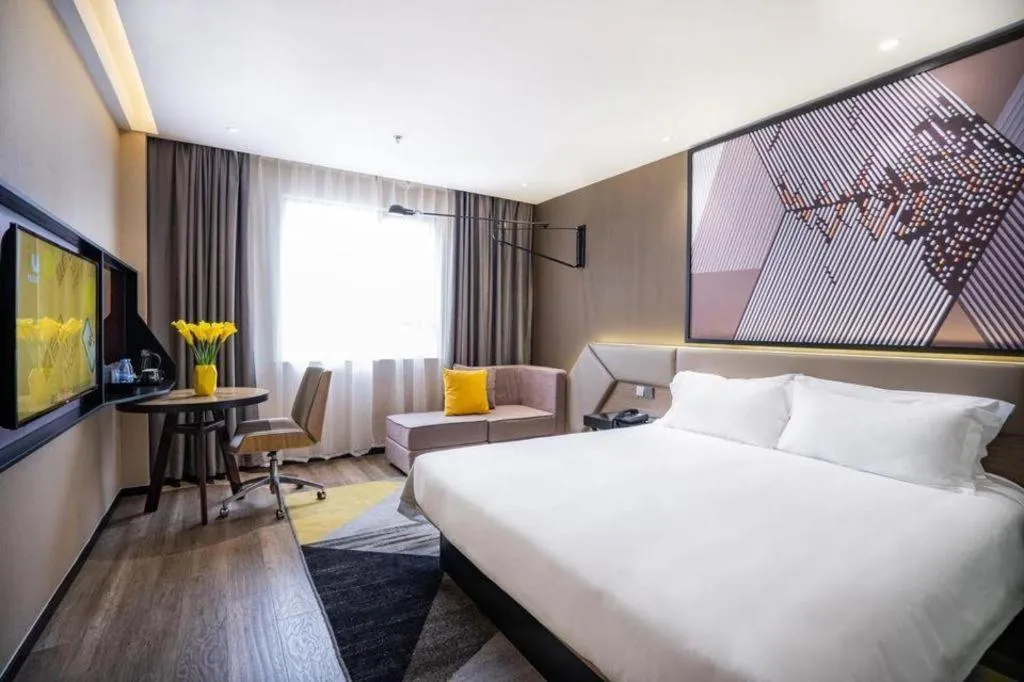 Bed in IU Hotels·Nanning Zoo Metro Station RT-Mart