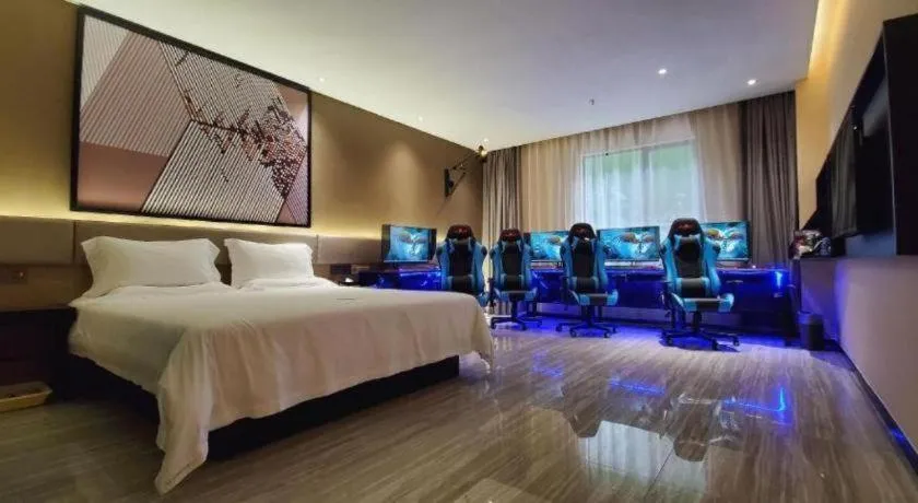 Bed in IU Hotels·Nanning Zoo Metro Station RT-Mart