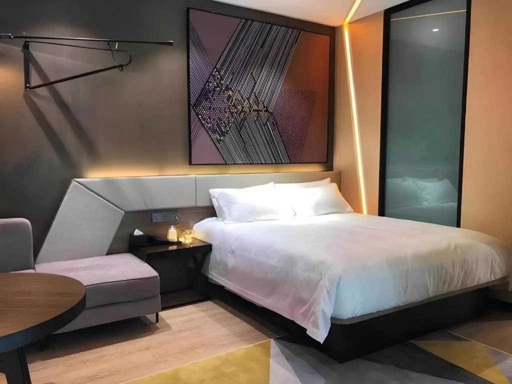 Bed in IU Hotels·Nanning Zoo Metro Station RT-Mart