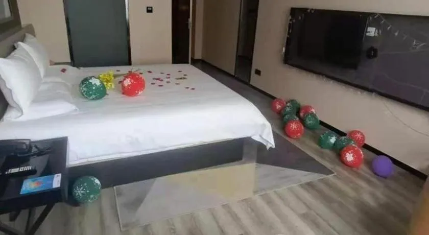 Bed in IU Hotels·Nanning Zoo Metro Station RT-Mart