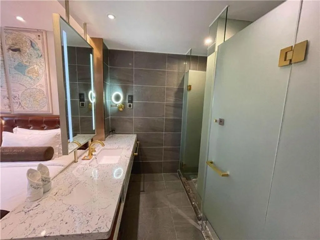 James Joyce Coffetel·Shanghai Zhuanqiao Wanda Plaza