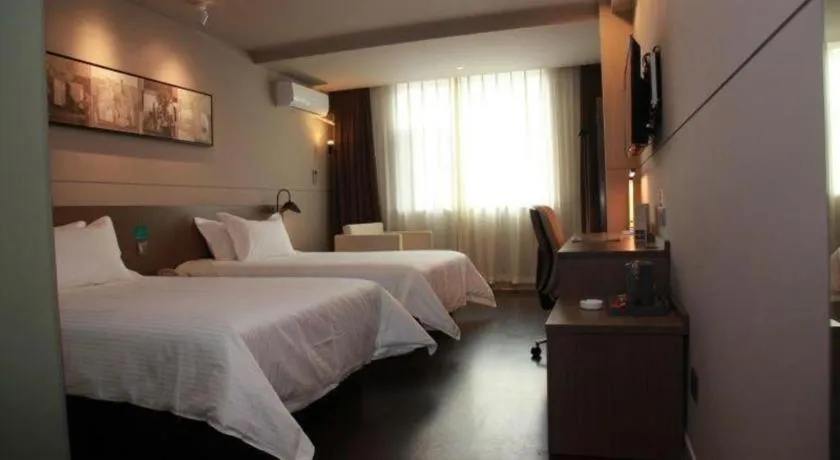 Bed in Jinjiang Inn Select Xuzhou Suning Plaza Jinguang East Road
