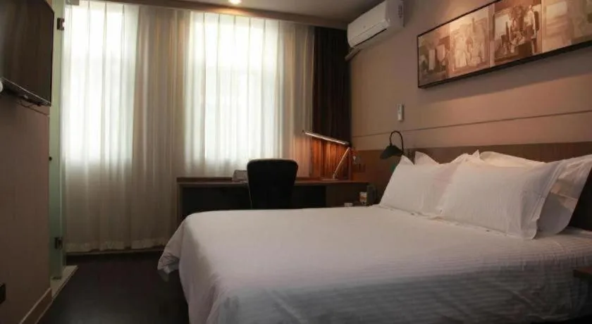 Bed in Jinjiang Inn Select Xuzhou Suning Plaza Jinguang East Road
