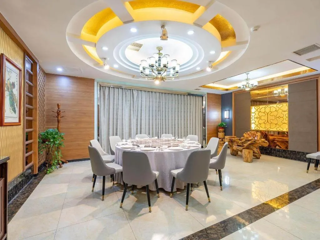 Magnotel Business Jinan Zoo Wuyingshan North Road Flagship Hotel