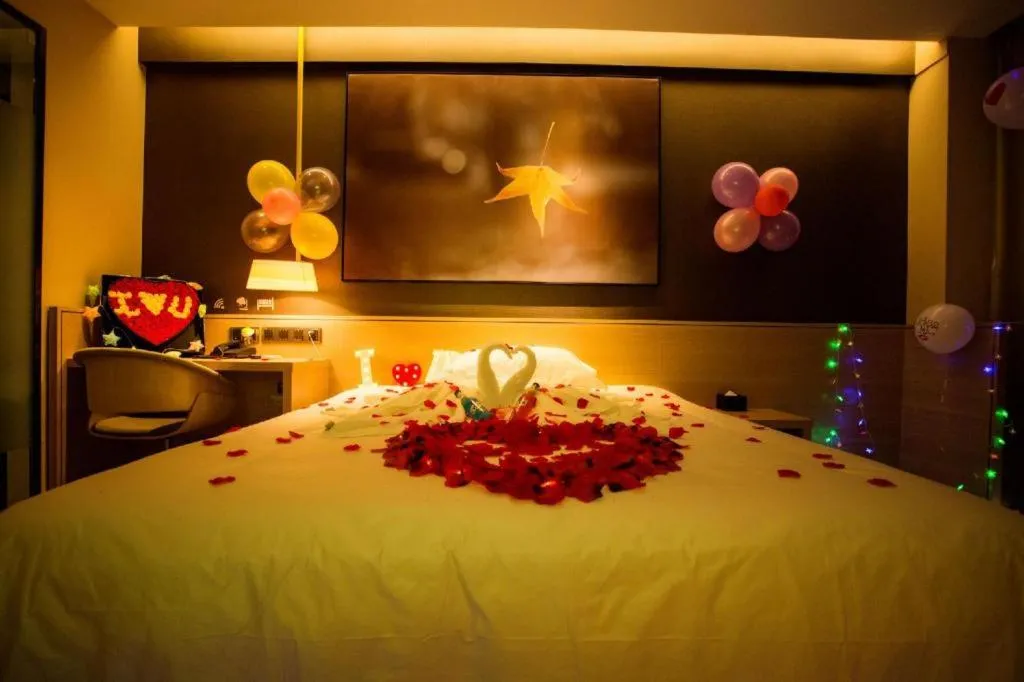 Bed in IU Hotels·Yinchuan Railway Station