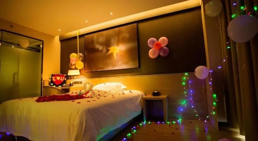 Bed in IU Hotels·Yinchuan Railway Station