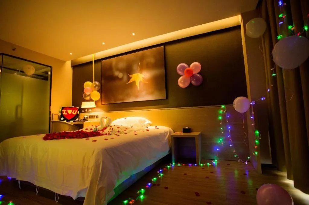 Bed in IU Hotels·Yinchuan Railway Station