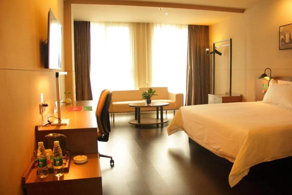 Bed in Jinjiang Inn Select Xixian New Distict Century Avenue
