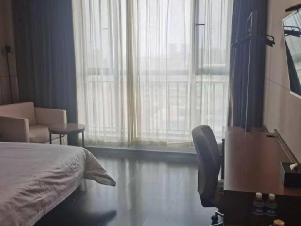 Bed in Jinjiang Inn Select Xixian New Distict Century Avenue