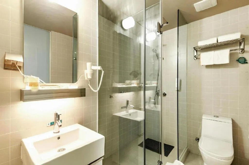 Jinjiang Inn Select Hohhot Chengjisihan Square Metro Station