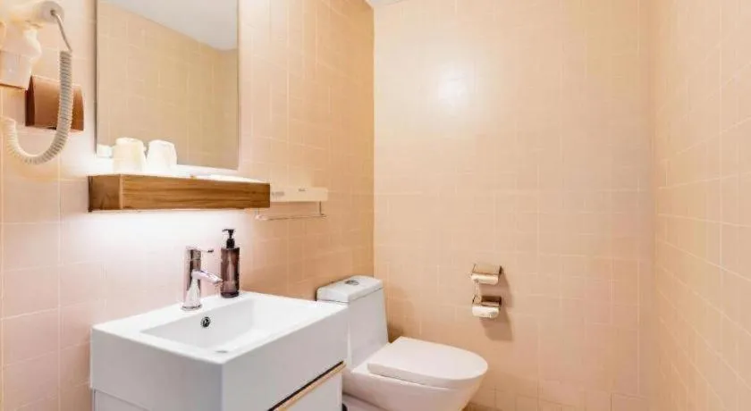 Jinjiang Inn Select Hohhot Chengjisihan Square Metro Station