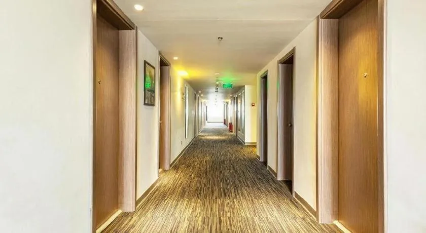 Jinjiang Inn Select Hohhot Chengjisihan Square Metro Station