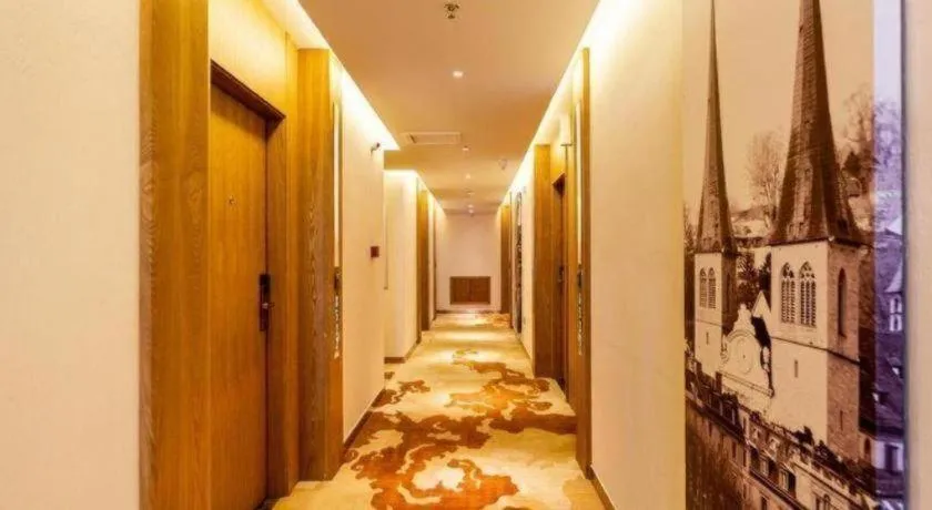 James Joyce Coffetel·Shenyang North Railway Station Shifu Square