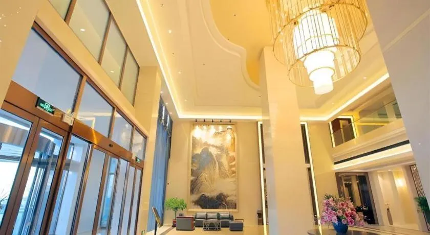 Jinjiang Metropolo Fuxin Yingbin Street Railway Station