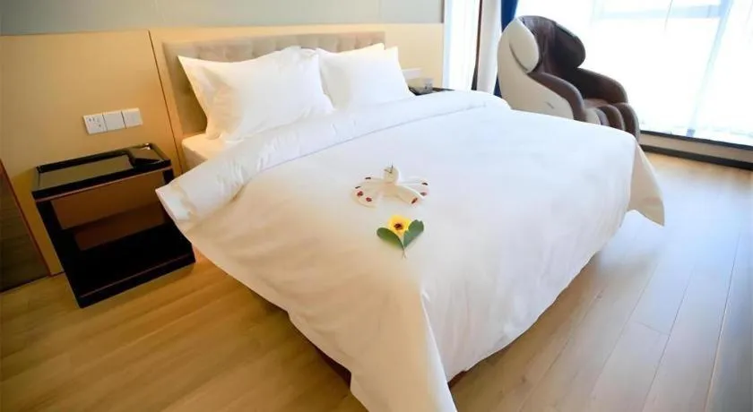 Bed in Jinjiang Metropolo Fuxin Yingbin Street Railway Station