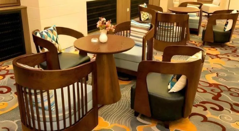 Jinjiang Metropolo Fuxin Yingbin Street Railway Station