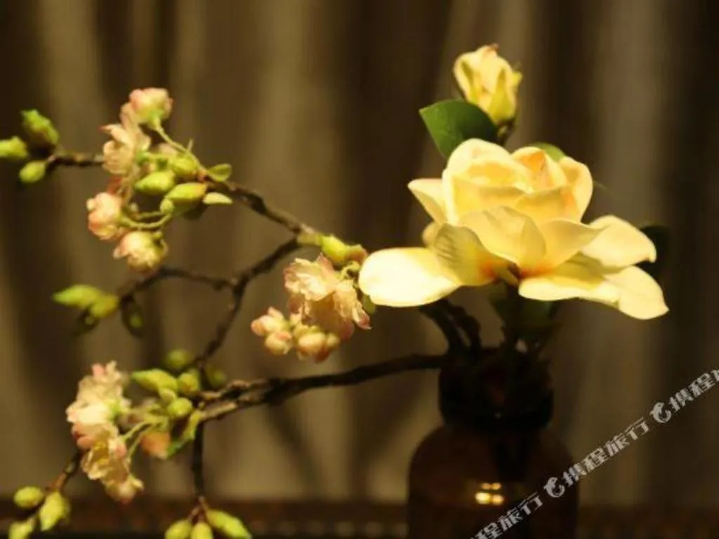 ZMAX Hotel Guangzhou Luogang Science City Shenzhou Road Metro Station