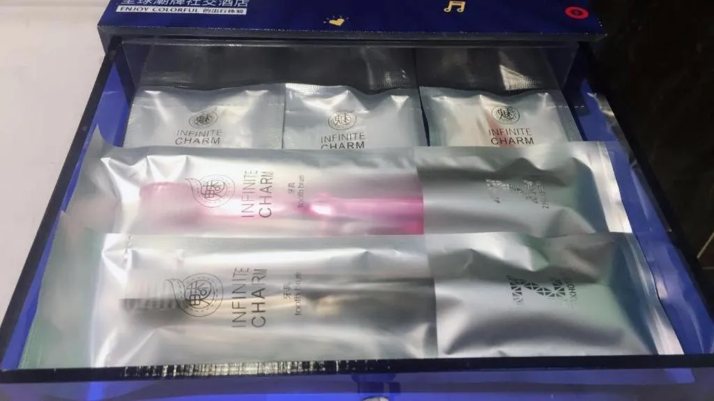 ZMAX Hotel Guangzhou Luogang Science City Shenzhou Road Metro Station