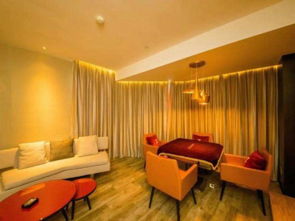 Bed in ZMAX Hotel Guangzhou Luogang Science City Shenzhou Road Metro Station