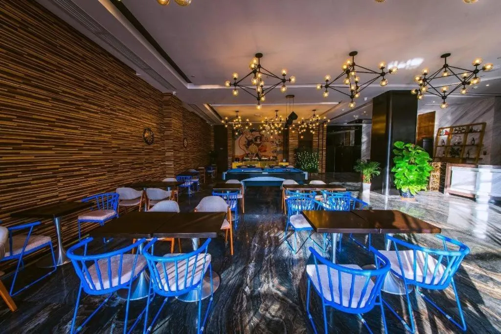 ZMAX Hotel Guangzhou Luogang Science City Shenzhou Road Metro Station