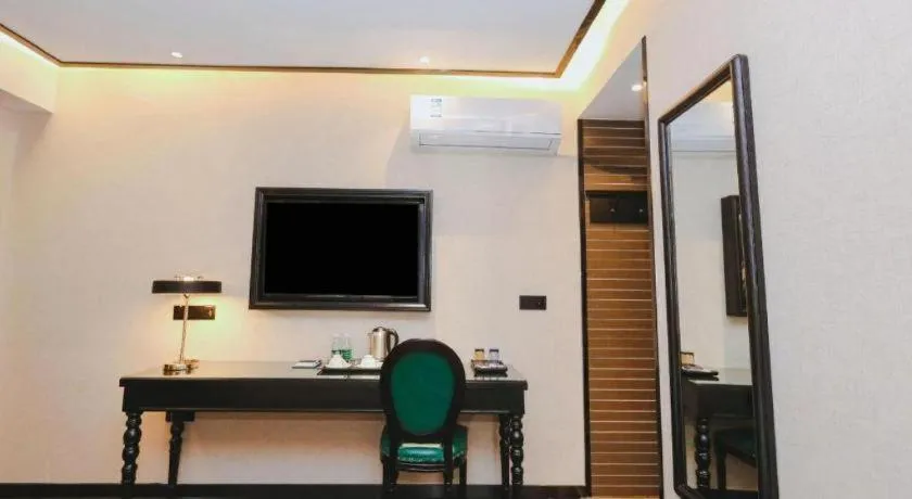 Xana Hotelle·Nanchang Bayi Square Metro Station