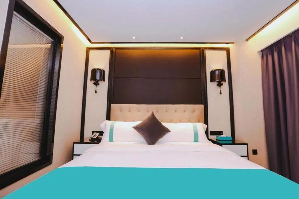 Bed in Xana Hotelle·Nanchang Bayi Square Metro Station