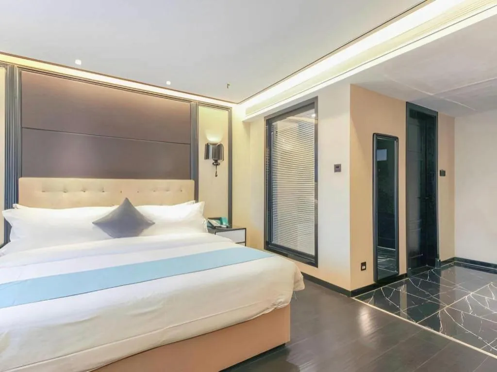 Bed in Xana Hotelle·Nanchang Bayi Square Metro Station