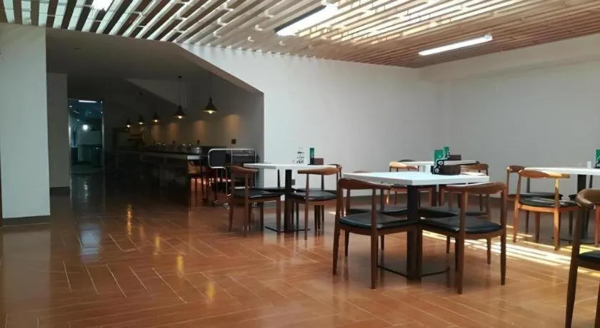 Jinjiang Inn Select Xuzhou High-speed Railway Station Kunpeng Road