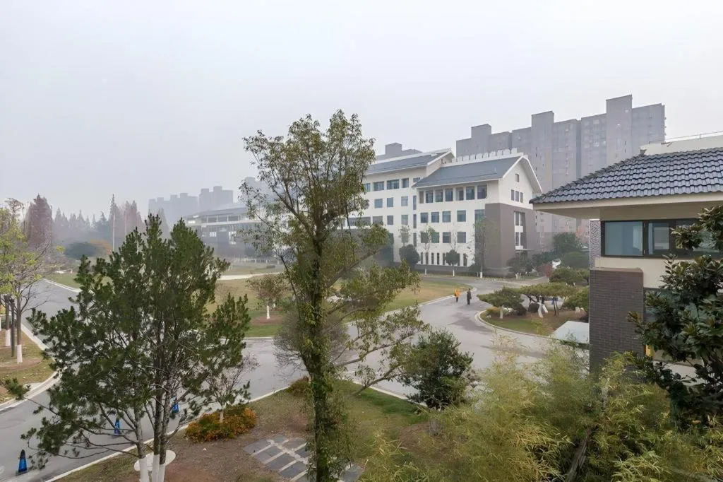 Jinjiang Inn Select Xuzhou High-speed Railway Station Kunpeng Road