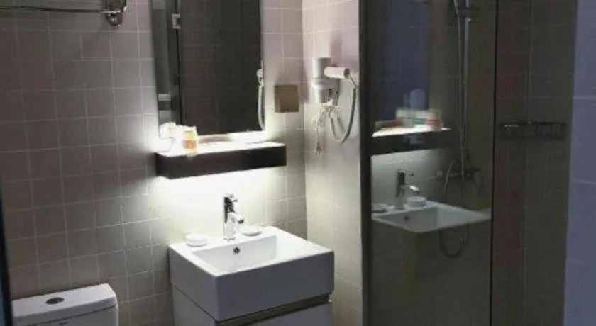 Jinjiang Inn Select Xuzhou High-speed Railway Station Kunpeng Road