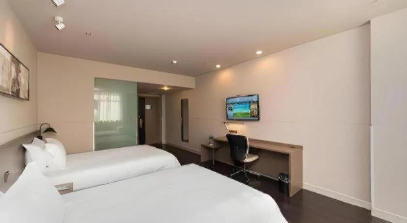 Bed in Jinjiang Inn Select Xuzhou High-speed Railway Station Kunpeng Road