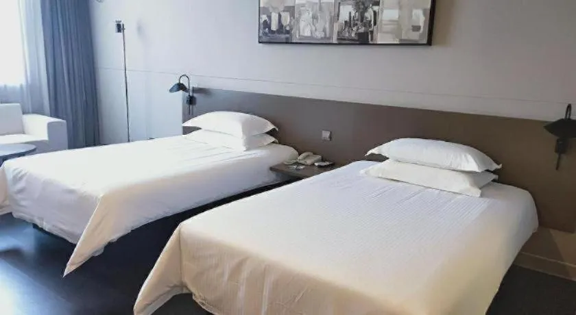 Bed in Jinjiang Inn Select Xuzhou High-speed Railway Station Kunpeng Road