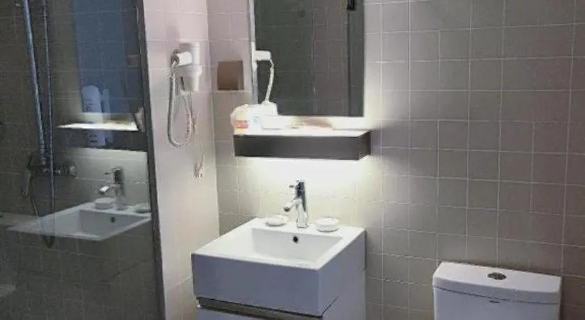 Jinjiang Inn Select Xuzhou High-speed Railway Station Kunpeng Road