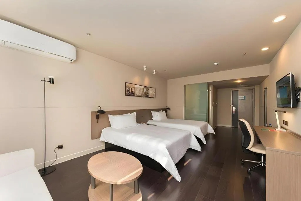 Bed in Jinjiang Inn Select Xuzhou High-speed Railway Station Kunpeng Road