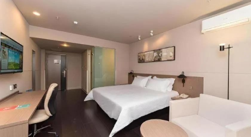 Bed in Jinjiang Inn Select Xuzhou High-speed Railway Station Kunpeng Road