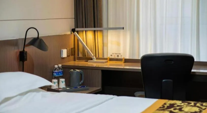 Bed in Jinjiang Inn Select Changchun Yuanda Street