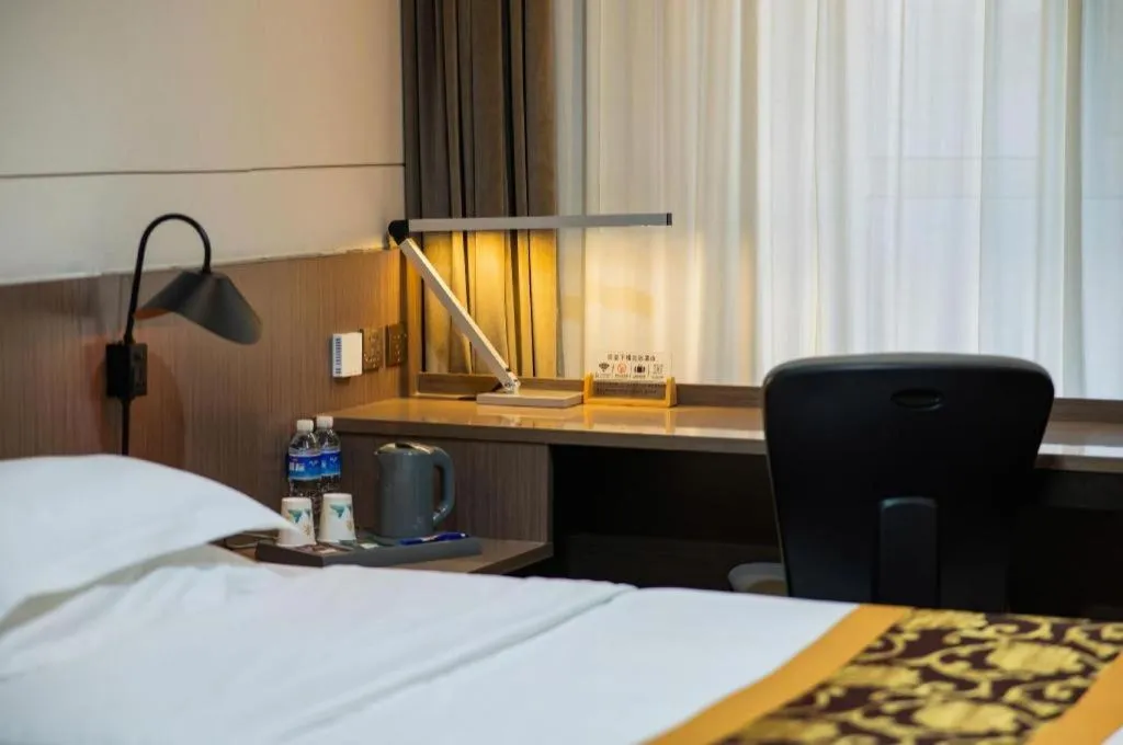 Bed in Jinjiang Inn Select Changchun Yuanda Street