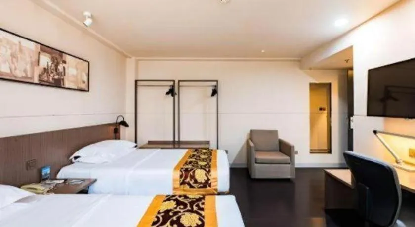 Bed in Jinjiang Inn Select Changchun Yuanda Street