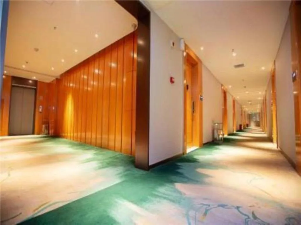 Jinjiang Metropolo Zhengzhou Songshan Road