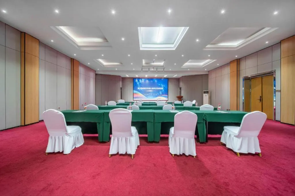 Jinjiang Metropolo Zhengzhou Songshan Road