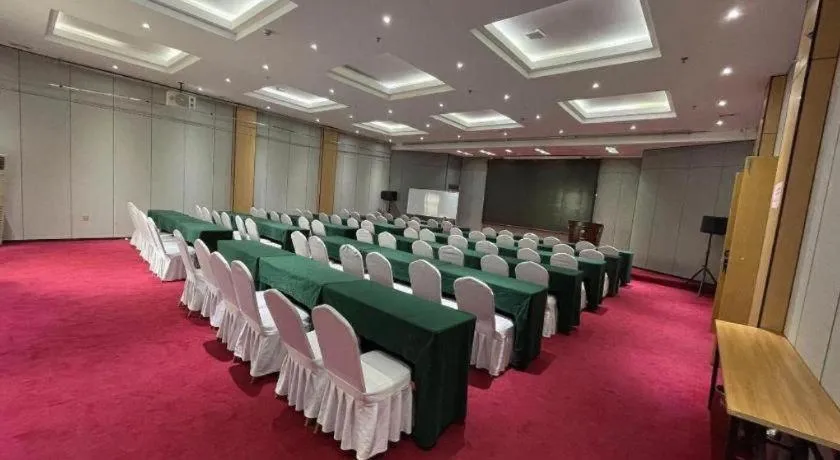 Jinjiang Metropolo Zhengzhou Songshan Road