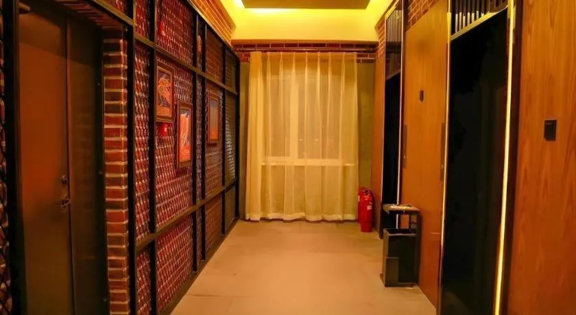 James Joyce Coffetel·Changchun Railway Station