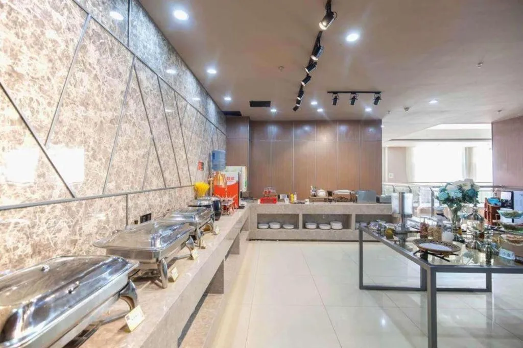 James Joyce Coffetel·Changchun Railway Station