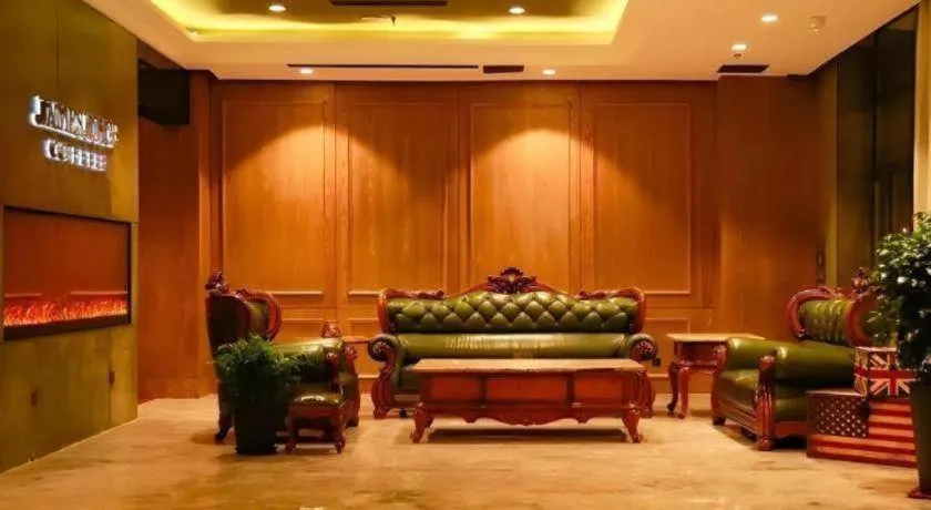 James Joyce Coffetel·Changchun Railway Station