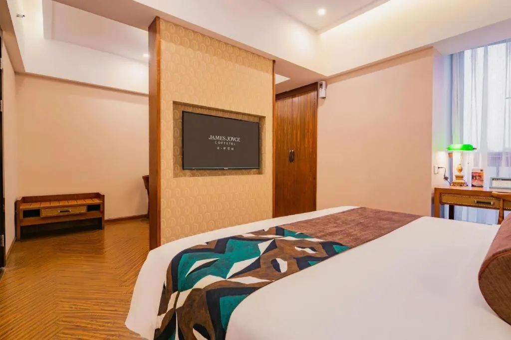 Bed in James Joyce Coffetel Chengdu Century City Convention and Exhibition Center