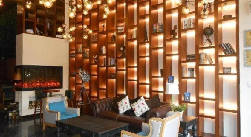 James Joyce Coffetel Chengdu Century City Convention and Exhibition Center