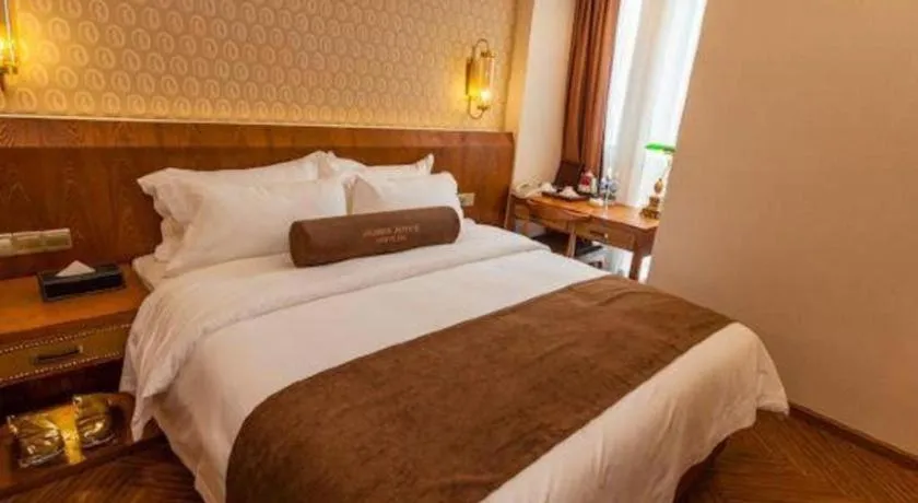 Bed in James Joyce Coffetel Chengdu Century City Convention and Exhibition Center