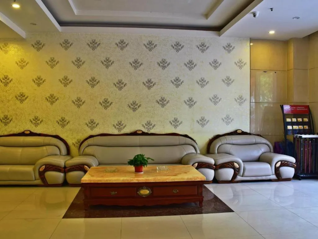 Hotel Pai Hezhou Lingfeng Plaza