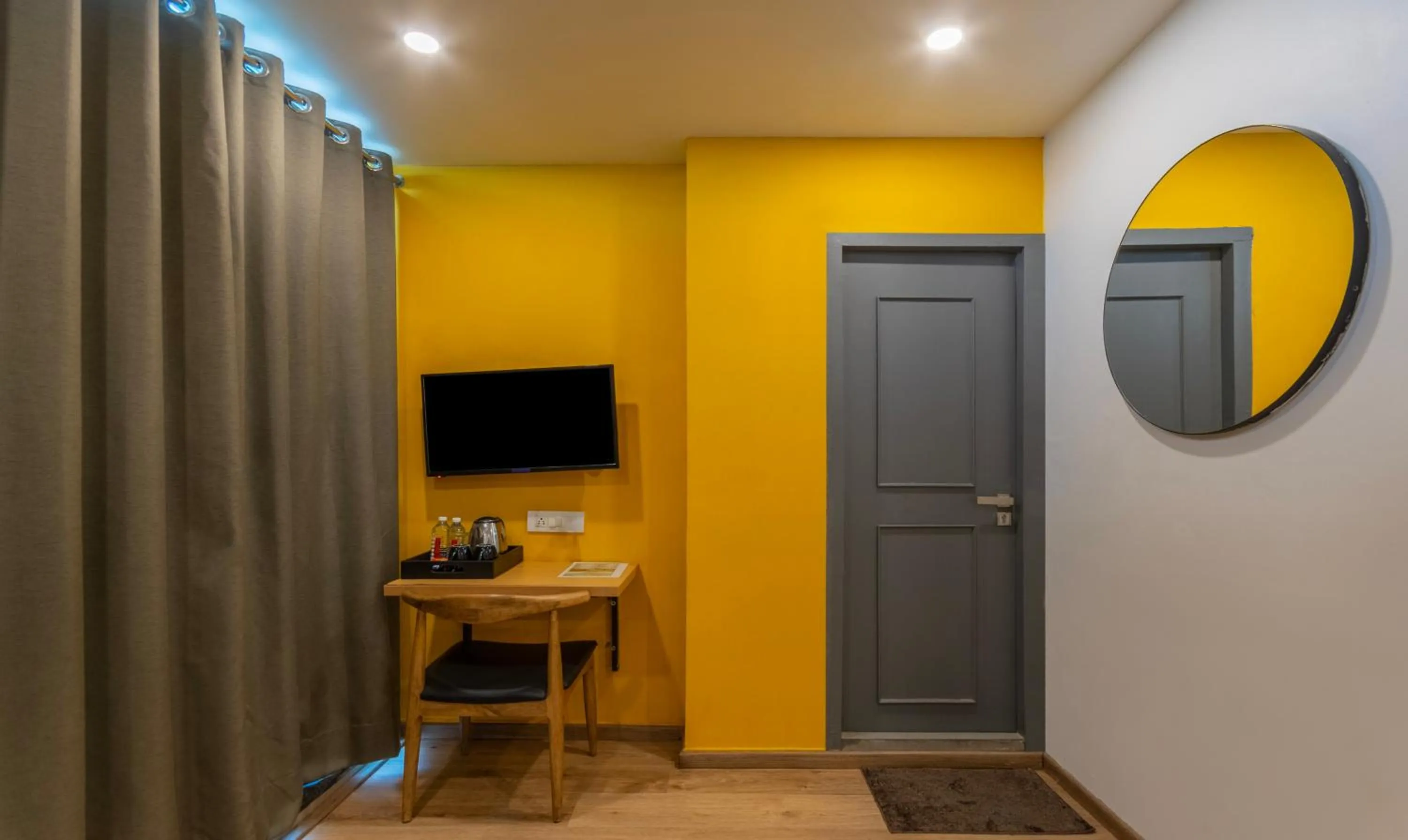 TV and multimedia in Treebo The Square