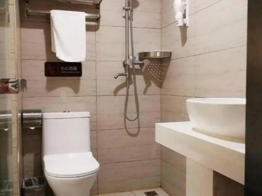 7 Days Premium Qingdao World of Ocean Qingdao University